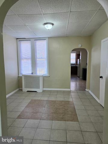 5811 N 7TH ST, Philadelphia, PA 19120