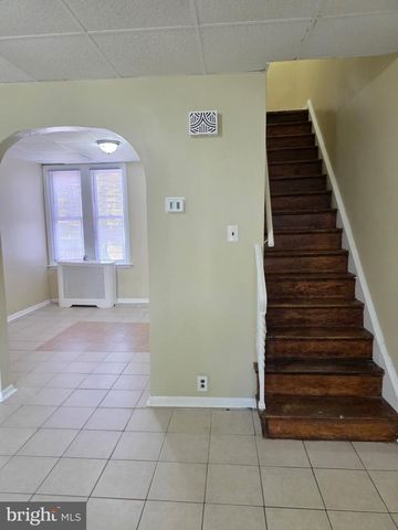 5811 N 7TH ST, Philadelphia, PA 19120