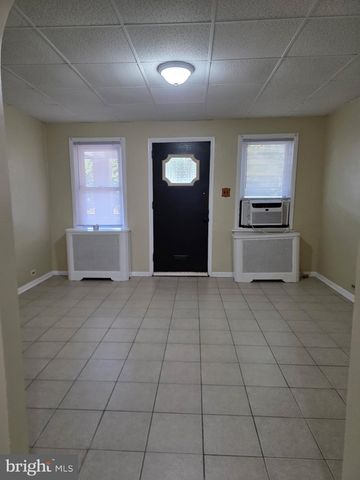 5811 N 7TH ST, Philadelphia, PA 19120