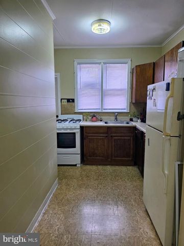 5811 N 7TH ST, Philadelphia, PA 19120