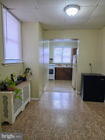 5811 N 7TH ST, Philadelphia, PA 19120