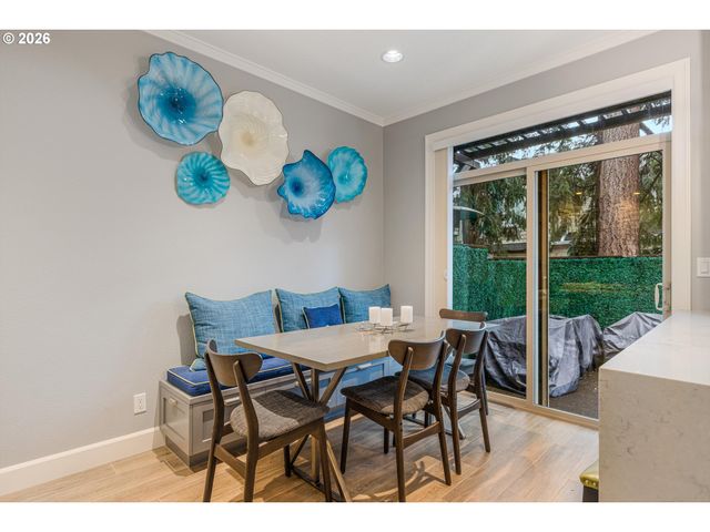 15171 Sw CANYON WREN Way, Beaverton, OR 97007