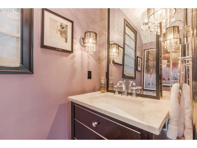 15171 Sw CANYON WREN Way, Beaverton, OR 97007