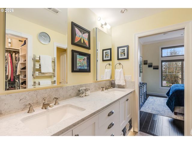 15171 Sw CANYON WREN Way, Beaverton, OR 97007