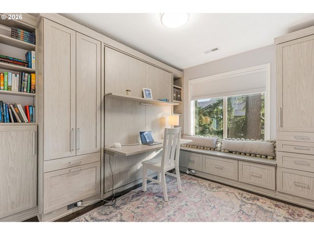 15171 Sw CANYON WREN Way, Beaverton, OR 97007