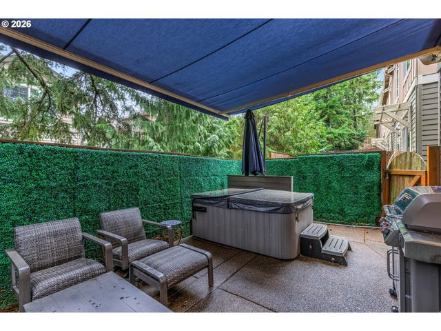 15171 Sw CANYON WREN Way, Beaverton, OR 97007