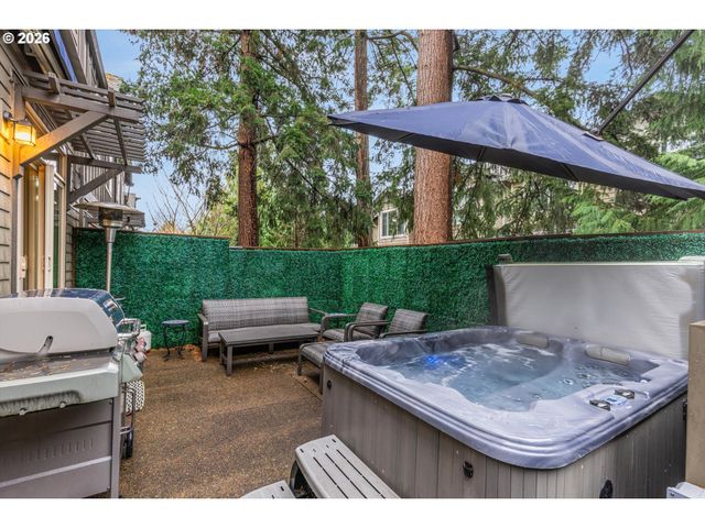 15171 Sw CANYON WREN Way, Beaverton, OR 97007