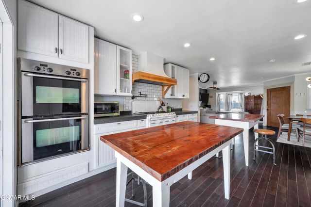 3870 Clark Avenue, Long Beach, CA 90808