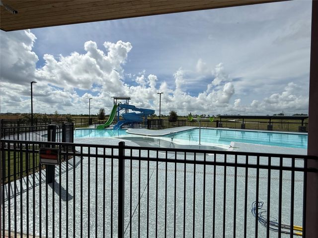 1414 Splashing Wave Dr, Iowa Colony, TX 77583