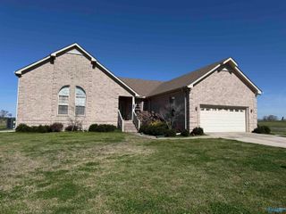 15377 Spring Lake Drive, Athens, AL 35614