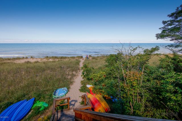 Maple Street Lot 4 & 5, South Haven, MI 49090
