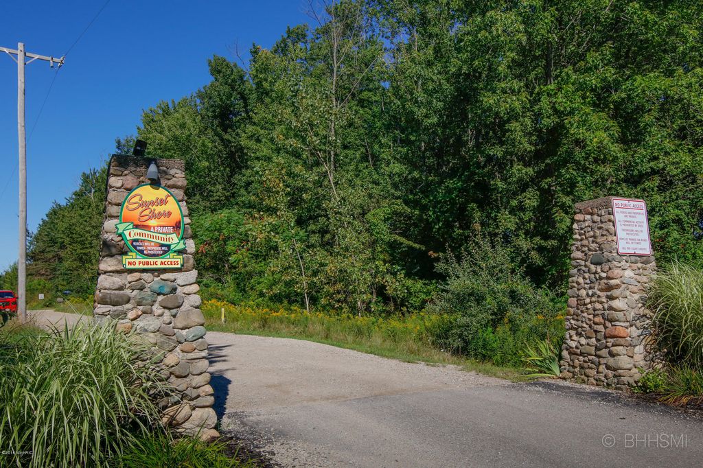Maple Street Lot 4 & 5, South Haven, MI 49090