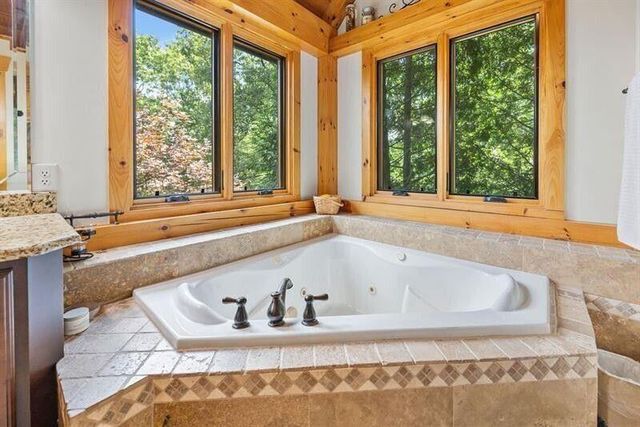 220 Terrace Way, Jasper, GA 30143