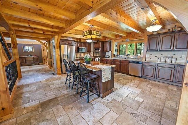 220 Terrace Way, Jasper, GA 30143