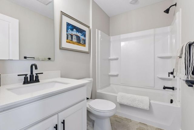 909 Mount Curve Boulevard A, Saint Paul, MN 55116