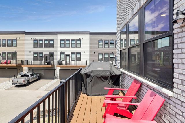 909 Mount Curve Boulevard A, Saint Paul, MN 55116