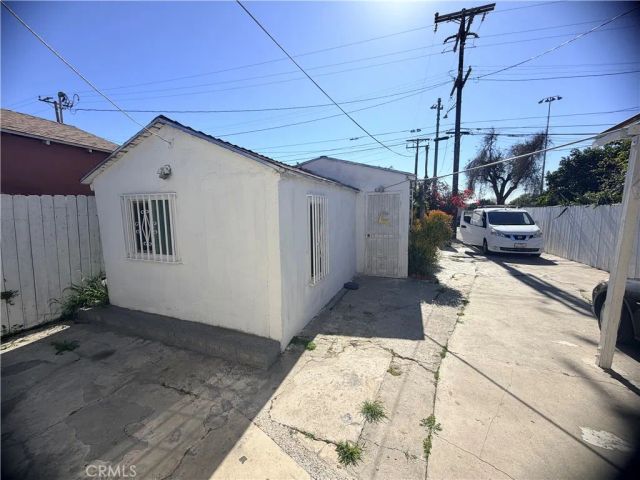 1318 E 100th Street, Los Angeles, CA 90002