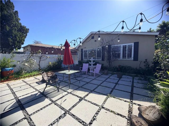 1318 E 100th Street, Los Angeles, CA 90002