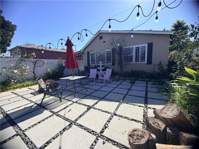 1318 E 100th Street, Los Angeles, CA 90002