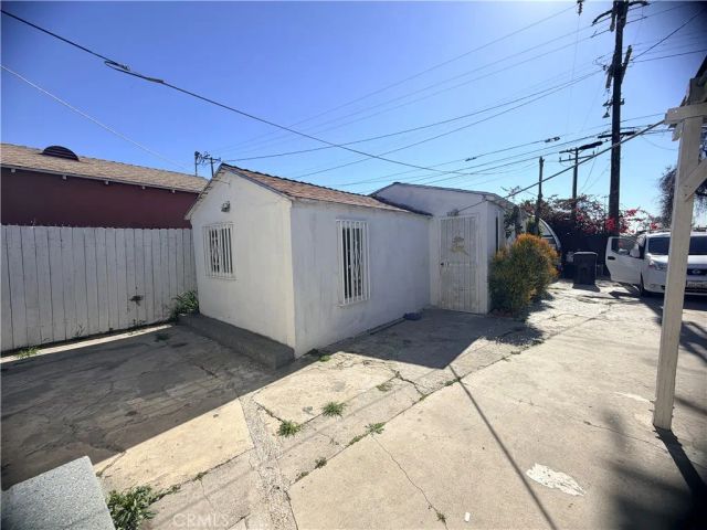 1318 E 100th Street, Los Angeles, CA 90002