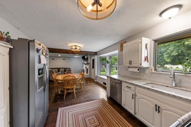 703 Ozark Short Line Court, Odessa, MO 64076