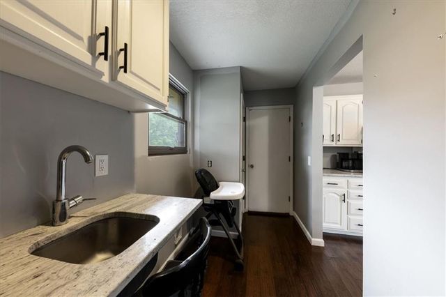703 Ozark Short Line Court, Odessa, MO 64076