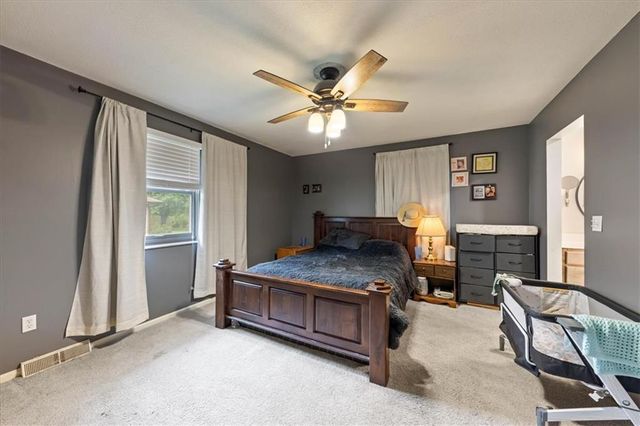 703 Ozark Short Line Court, Odessa, MO 64076