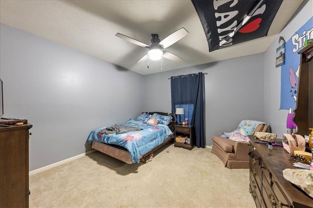 703 Ozark Short Line Court, Odessa, MO 64076