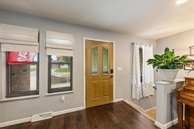 703 Ozark Short Line Court, Odessa, MO 64076