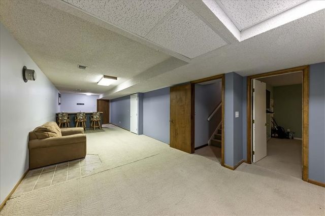 703 Ozark Short Line Court, Odessa, MO 64076