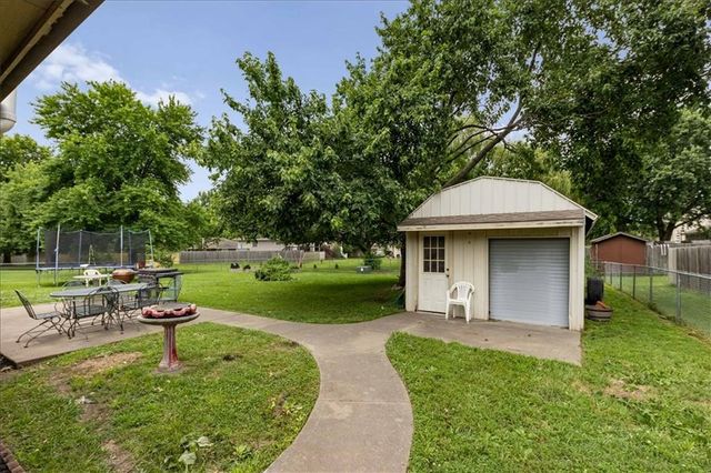 703 Ozark Short Line Court, Odessa, MO 64076