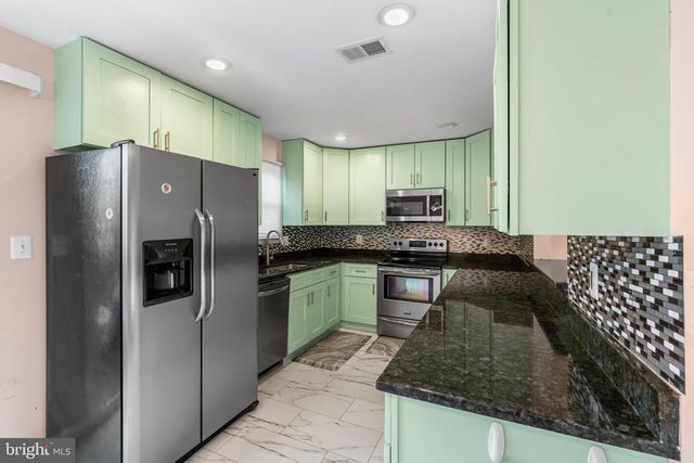 14804 MCKNEW RD, Burtonsville, MD 20866