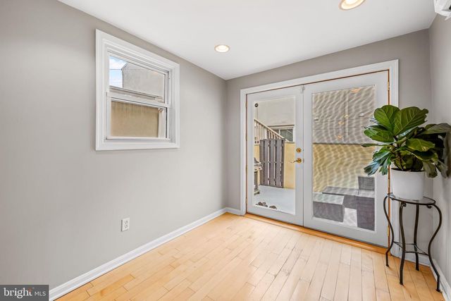 307 S EXETER ST, Baltimore, MD 21202