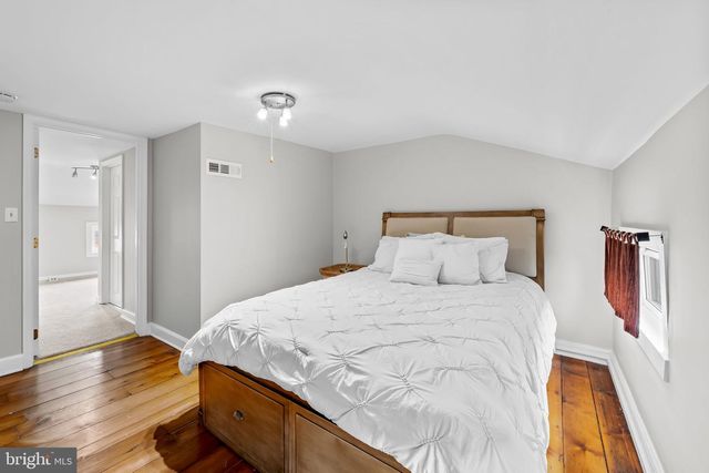 307 S EXETER ST, Baltimore, MD 21202