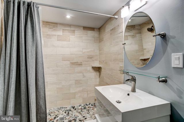 307 S EXETER ST, Baltimore, MD 21202