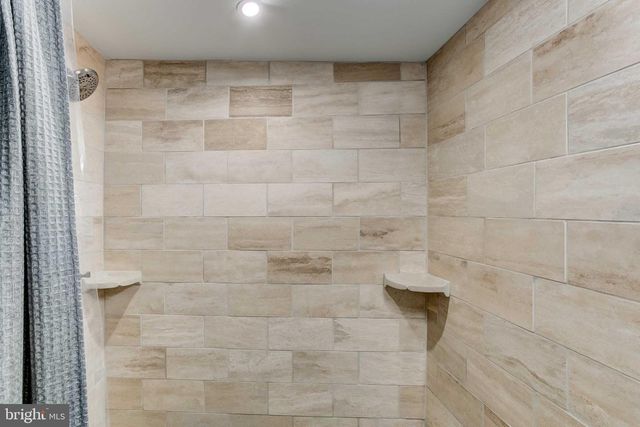 307 S EXETER ST, Baltimore, MD 21202