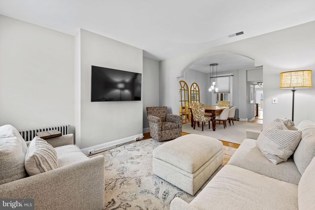 307 S EXETER ST, Baltimore, MD 21202