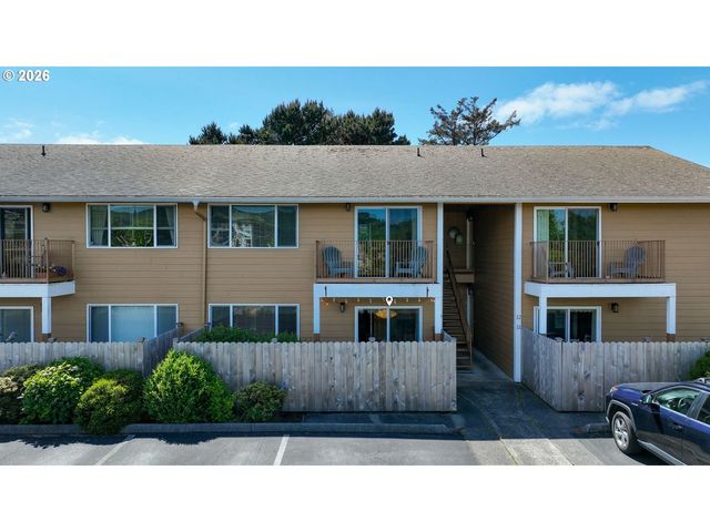 320 NECANICUM Dr 9, Seaside, OR 97138