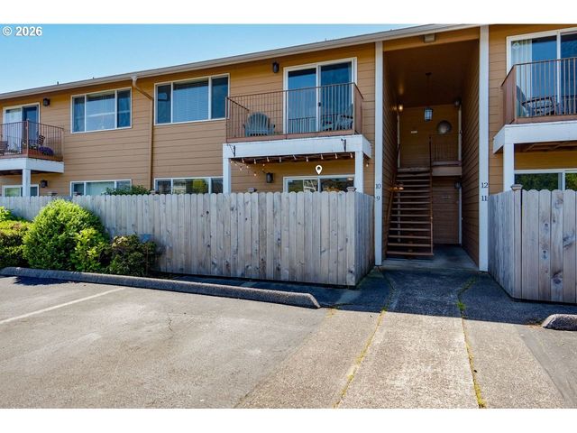 320 NECANICUM Dr 9, Seaside, OR 97138