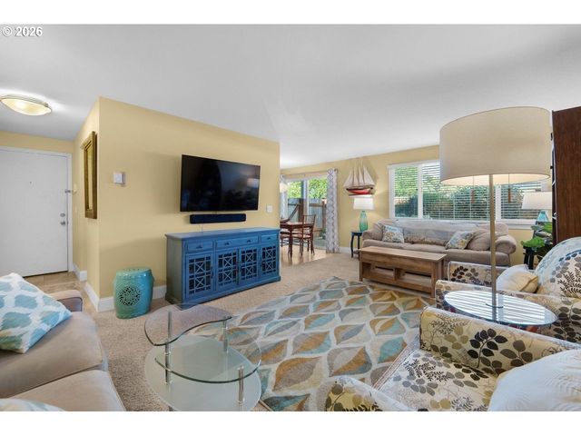 320 NECANICUM Dr 9, Seaside, OR 97138
