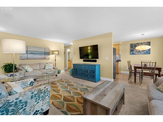 320 NECANICUM Dr 9, Seaside, OR 97138