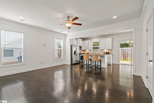 709 Wintergarden Place, Simpsonville, SC 29680