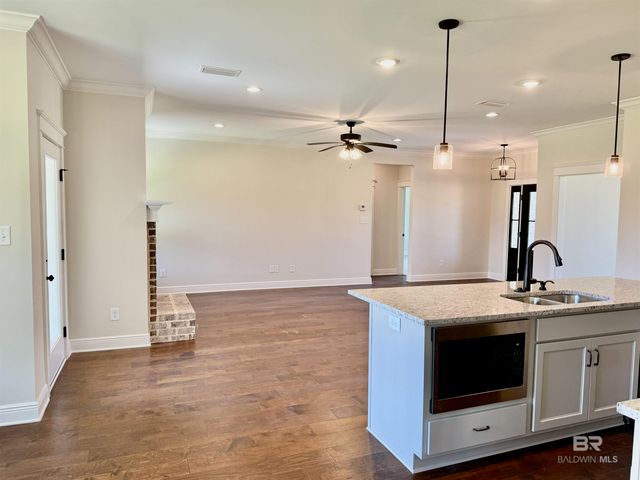 20956 Southtown Drive, Robertsdale, AL 36567