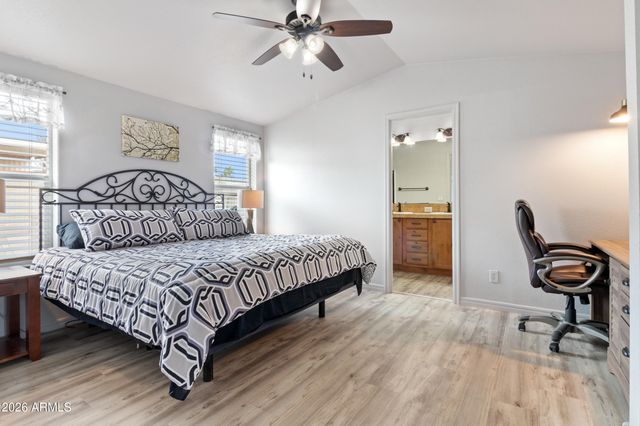 10936 E APACHE Trail 121, Apache Junction, AZ 85120