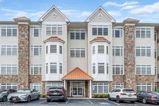 102 E Elizabeth Ave 104, Linden City, NJ 07036