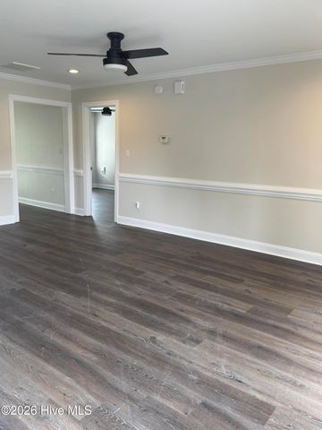 2055 Cambria Drive B, Greenville, NC 27834