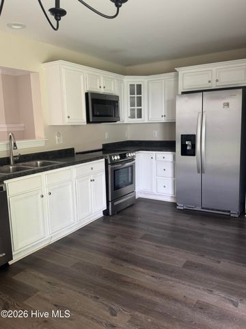 2055 Cambria Drive B, Greenville, NC 27834
