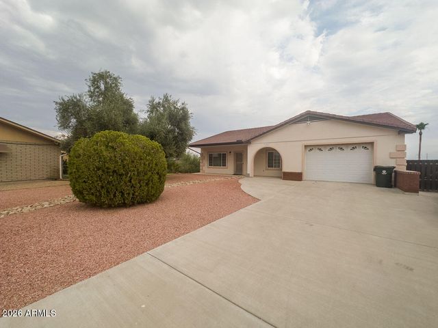 11513 W KANSAS Avenue, Youngtown, AZ 85363