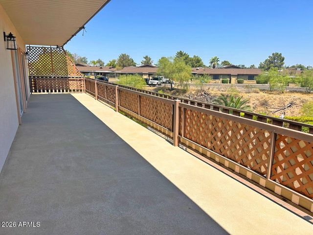 11513 W KANSAS Avenue, Youngtown, AZ 85363