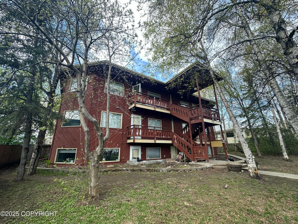 3324 Lee Street, Anchorage, AK 99504